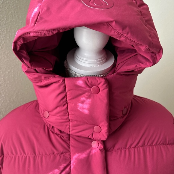 Lululemon Wunder Puff Jacket - Picture 3 of 12